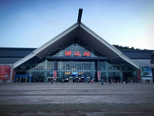 麗水到麗江物流專線-麗水至麗江貨運公司